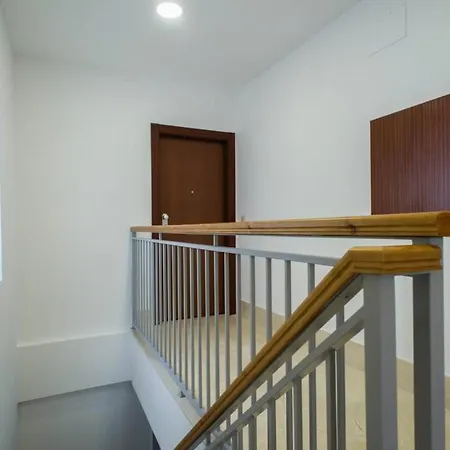 Rent Latina 5 Iz Appartement *