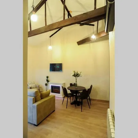 Rent Latina 5 Iz Salamanca
